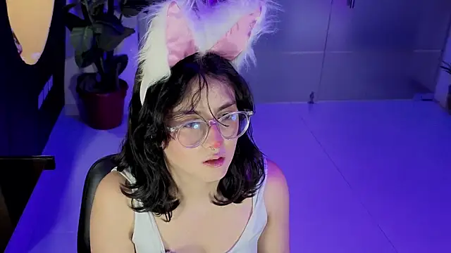 Snapshot of LiLLiAnderson chatting on February 5, 2026, 11:39 am LiLLiAnderson online show from February 5, 2026, 11:39 am