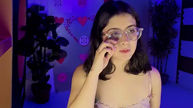 Snapshot of LiLLiAnderson chatting on February 12, 2026, 12:05 pm LiLLiAnderson online show from February 12, 2026, 12:05 pm