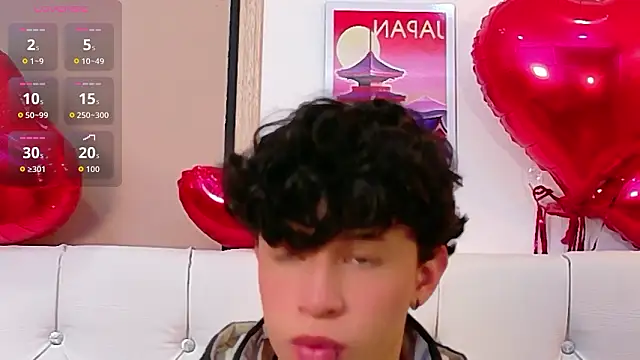 Snapshot of Axel__Evans chatting on February 27, 2026, 12:38 pm Axel Evans online show from February 27, 2026, 12:38 pm