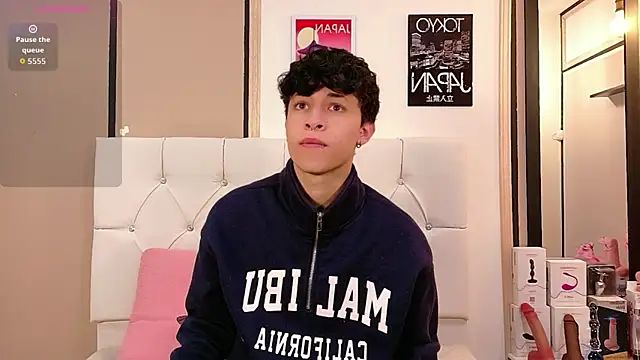 Snapshot of Axel__Evans chatting on February 2, 2026, 11:31 am Axel Evans online show from February 2, 2026, 11:31 am