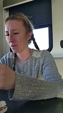 Snapshot of bmorganne420 chatting on January 13, 2026, 4:55 pm bmorganne420 online show from January 13, 2026, 4:55 pm