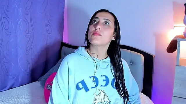 my aleja  online show from February 25, 2026, 12:11 am