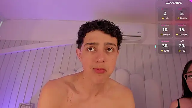 juliie star online show from March 29, 2026, 10:22 pm