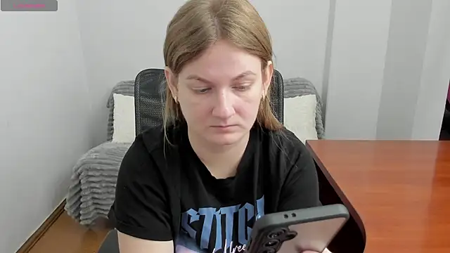 Alisha Skyes online show from December 5, 2025, 5:11 pm