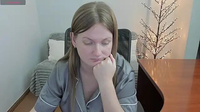 Alisha Skyes online show from December 23, 2025, 4:23 am