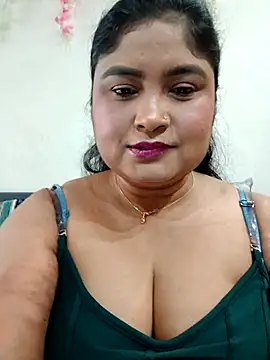 hornyriyanka online show from May 13, 2026, 2:40 am