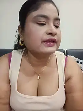 hornyriyanka online show from June 5, 2026, 3:55 am