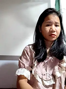 Maria2299 online show from November 10, 2025, 5:29 pm