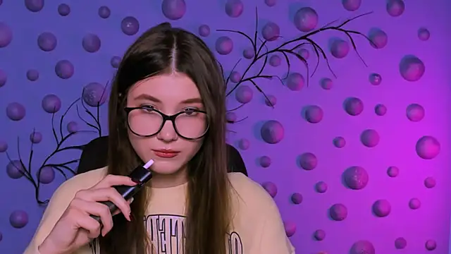 lissa night online show from December 16, 2025, 10:08 am