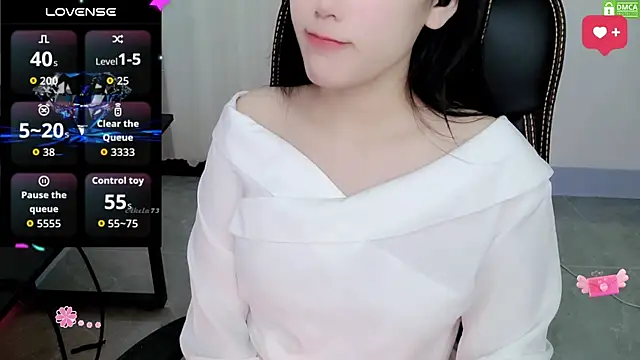 HanaYourlove online show from April 10, 2026, 1:56 am