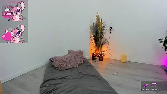 Kylie Kathy online show from November 12, 2025, 5:17 pm