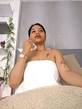 Snapshot of Celine_Lee chatting on September 15, 2025, 1:33 pm Celine Lee online show from September 15, 2025, 1:33 pm