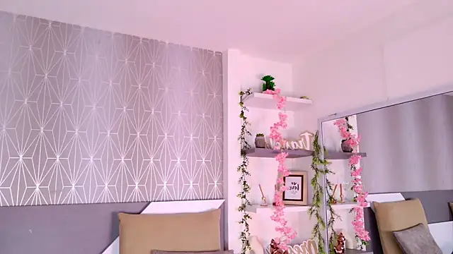 Snapshot of Celine_Lee chatting on October 31, 2025, 5:31 pm Celine Lee online show from October 31, 2025, 5:31 pm