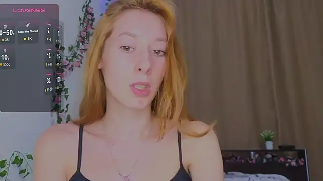 Snapshot of Candy_Flosse chatting on September 21, 2025, 9:25 am Candy Flosse online show from September 21, 2025, 9:25 am