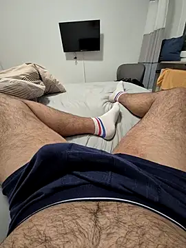 Snapshot of agor350 chatting on October 31, 2025, 5:42 pm agor350 online show from October 31, 2025, 5:42 pm