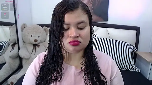 Madison Copers online show from April 21, 2026, 11:44 pm