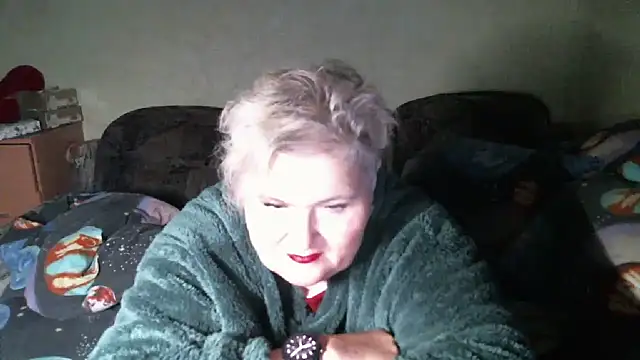 Lana555 online show from February 6, 2026, 7:10 pm