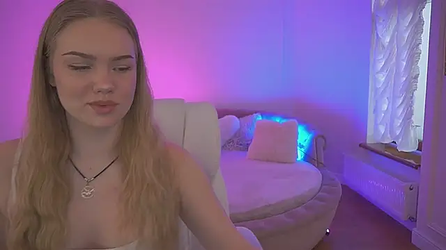 CelesteNoir online show from February 25, 2026, 8:03 am