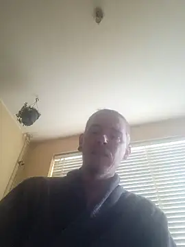 piercingpik online show from February 2, 2026, 10:58 am