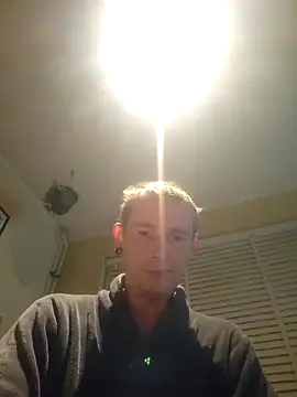 piercingpik online show from March 5, 2026, 11:32 pm