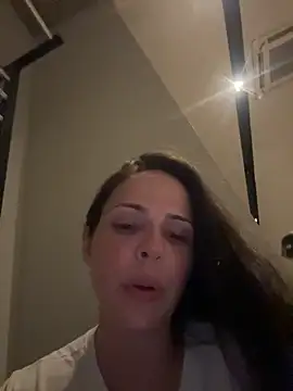 Lady LauraRose online show from February 14, 2026, 2:56 am