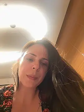 Lady LauraRose online show from November 16, 2025, 7:18 pm