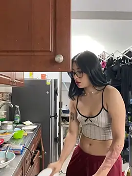 Shisuku Sophi online show from May 23, 2026, 12:20 am