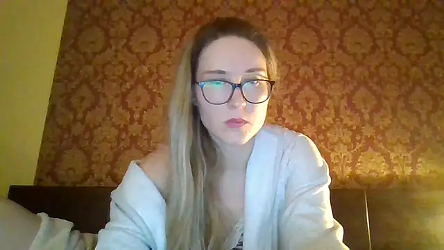Snapshot of Jugira chatting on October 7, 2025, 9:16 pm Jugira online show from October 7, 2025, 9:16 pm