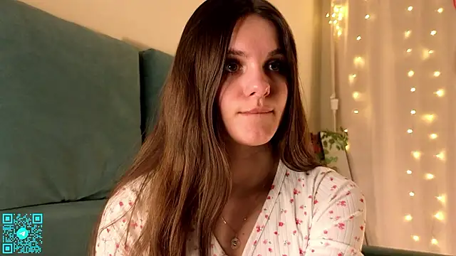 chloemilka online show from March 8, 2026, 6:00 pm