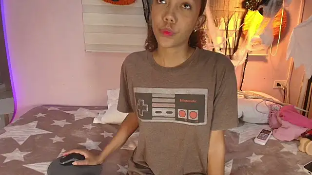 biancaa 18 online show from October 30, 2025, 7:22 pm