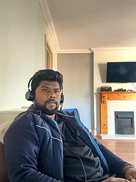 Snapshot of CrazyShashank chatting on January 9, 2026, 11:50 am CrazyShashank online show from January 9, 2026, 11:50 am