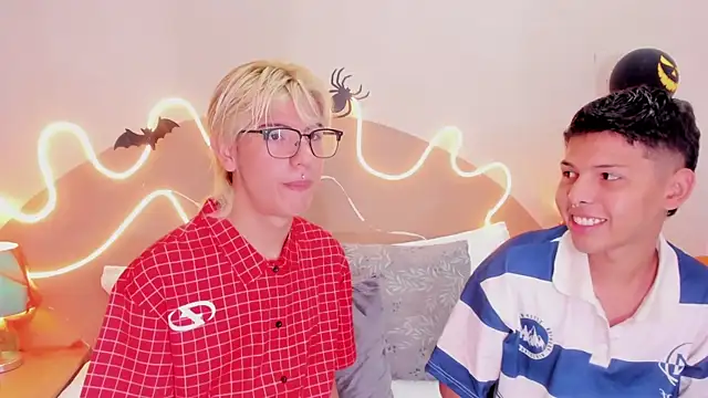 Enrrixxx  online show from October 31, 2025, 12:29 am