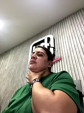 megvibes online show from October 30, 2025, 10:28 pm