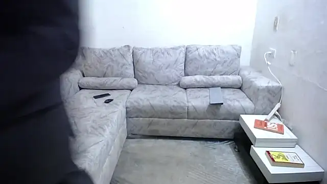 Victor Maitland online show from November 2, 2025, 3:44 am