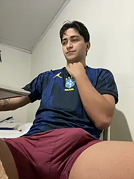 Tavinho067 online show from May 30, 2026, 12:39 am