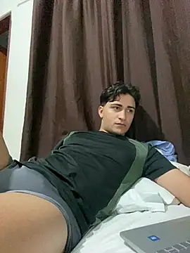 Tavinho067 online show from June 27, 2026, 6:19 am
