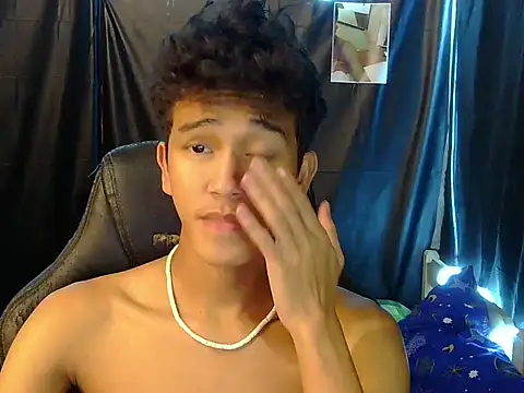 kenbigcockxx online show from March 27, 2026, 2:51 pm