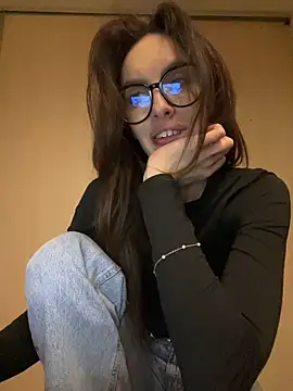 Snapshot of goodgirldevil chatting on December 17, 2025, 9:53 pm goodgirldevil online show from December 17, 2025, 9:53 pm