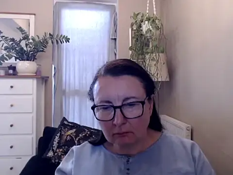 MaryHoney5 online show from September 23, 2025, 12:12 pm