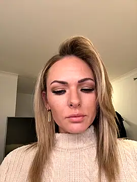 Kayla Modelle96 online show from October 7, 2025, 11:55 am