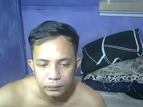 hotcumboi69 online show from February 21, 2026, 3:52 am