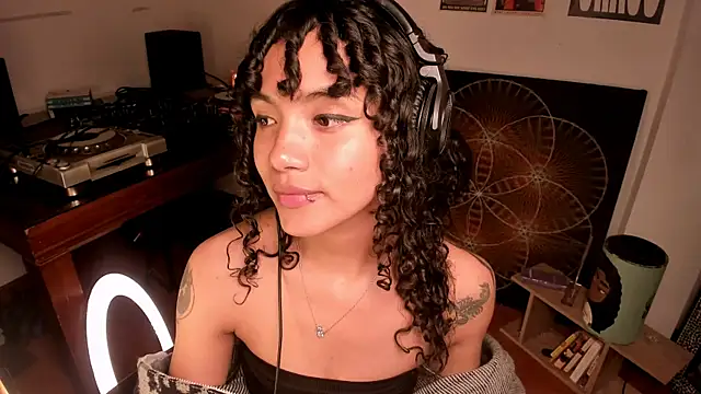 Nati     online show from April 11, 2026, 7:45 am