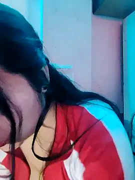 lunna 07 online show from October 25, 2025, 2:44 am