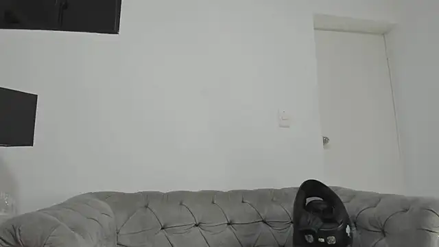 Dimitri Bass online show from September 22, 2025, 6:36 pm