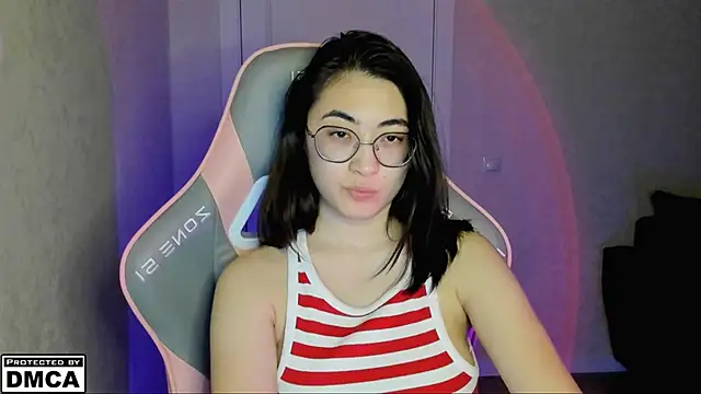 MeilideQian1 online show from November 22, 2025, 5:34 pm