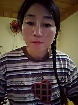 Snapshot of babychill09 chatting on October 6, 2025, 12:01 am babychill09 online show from October 6, 2025, 12:01 am