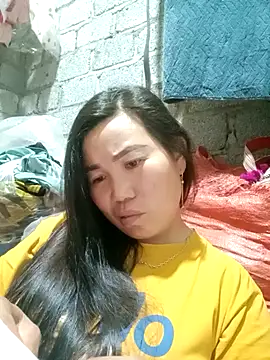 jienrrr online show from November 1, 2025, 12:43 pm