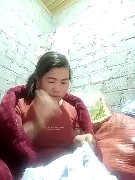 jienrrr online show from November 17, 2025, 1:20 am