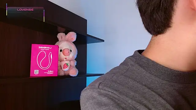 Ezra Storm online show from December 3, 2025, 4:35 am