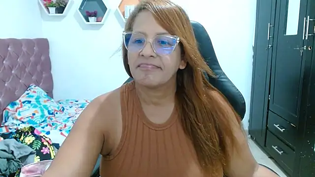 cristydirtyhot online show from June 2, 2026, 1:05 am